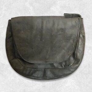 Chen & Derington Crossbody/Shoulder Leather Bag Fold-Over Snap Closure Gray OS